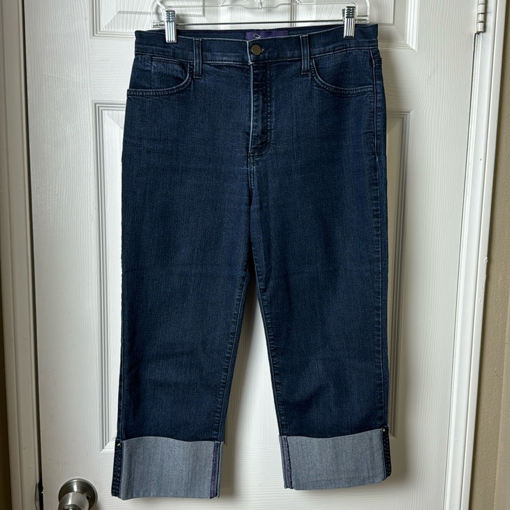 NYDJ Cropped Jeans with wide cuffs fastened with a sparkly rhinestone - Size 10